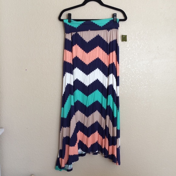 Very J Dresses & Skirts - Chevron maxi skirt blue coral teal